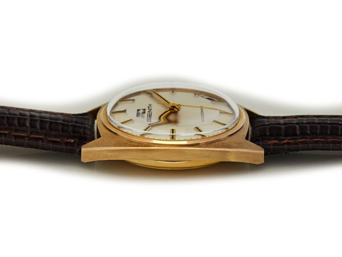 Zenith Cal.2572 Hi-Beat Automatic 9ct 1977 (12)