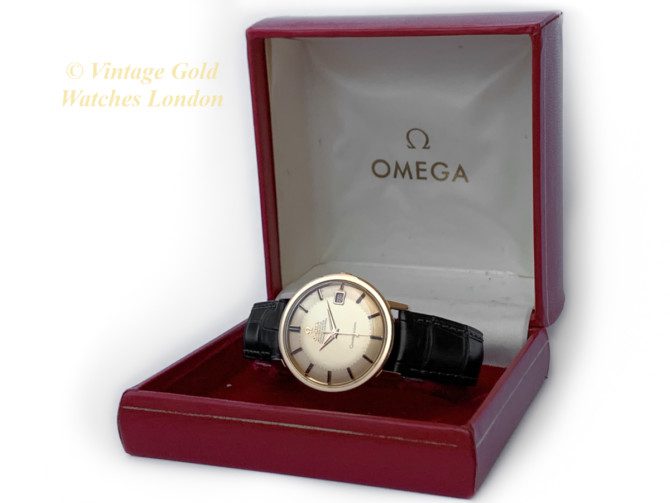 Omega Constellation Cal.561 18ct Pink Gold, Pie-Pan Dial, 1966 (25)