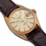 Rolex Oyster Perpetual Date 18ct 1972 Original Unrestored Dial mobile navigation (13)