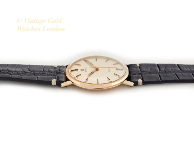 Omega Genève Cal.601 9ct 1970 (34)