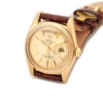 Rolex Oyster Perpetual Day-Date 18ct 36mm 1977 mobile navigation (2)