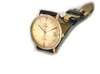 Universal Genève 18ct Pink Gold 1961 - hover
