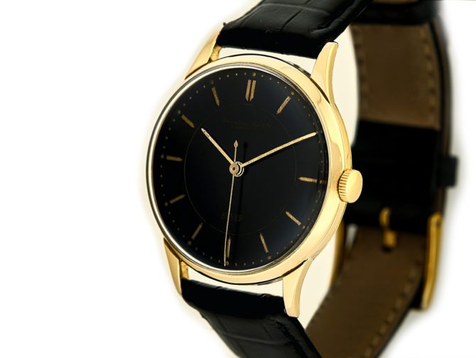 IWC Black Dial Cal.89 18ct 1947 (2)