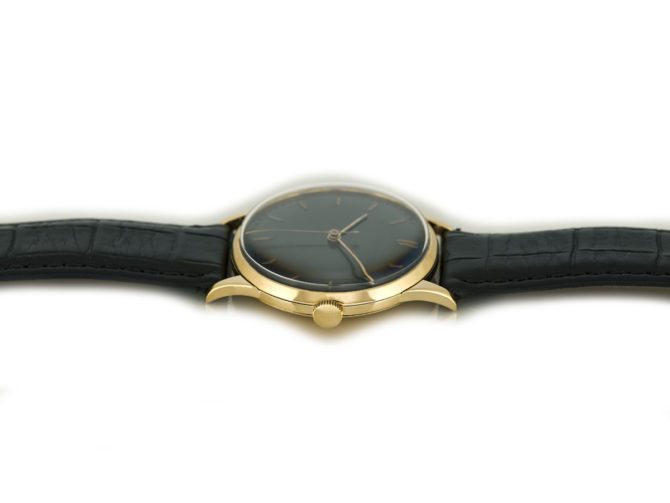 IWC Black Dial Cal.89 18ct 1947 (11)