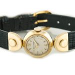 Ladies Jaeger-LeCoultre Cal.895 18ct 1950 mobile navigation (4)