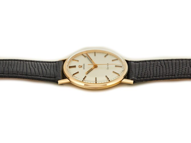 Omega Genève Cal.601 9ct 1965 (7)
