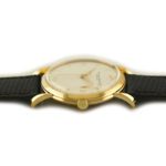 IWC Cal.89 18ct 1957 Bombé Lugs mobile navigation (6)