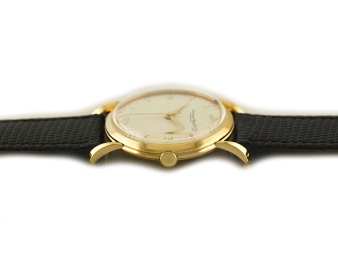 IWC Cal.89 18ct 1957 Bombé Lugs (6)
