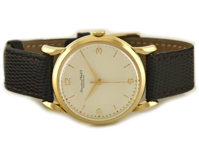 IWC Cal.89 18ct 1957 Bombé Lugs (9)