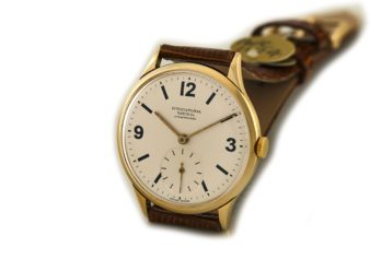 IWC Cal.88 18ct 1945 35mm - hover