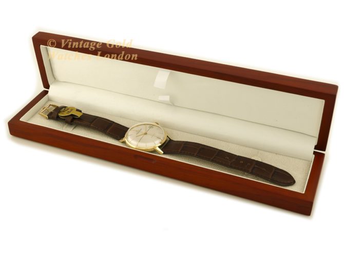 Jaeger-LeCoultre Automatic Cal.K881 18ct 1966 (38)