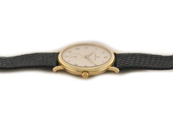 Universal Geneve Cal.7001 18ct c1980 - hover