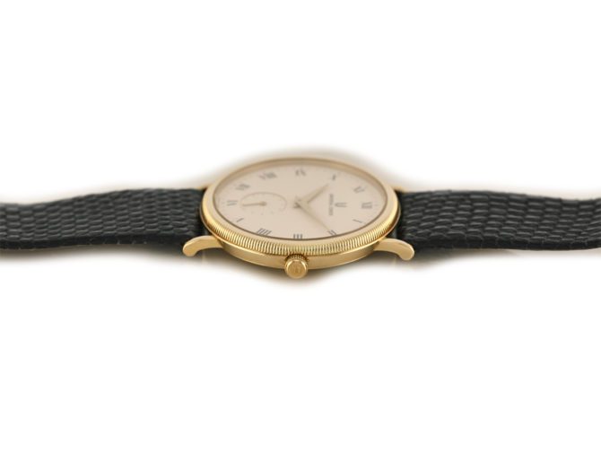 Universal Geneve Cal.7001 18ct c1980 (2)