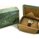 Rolex Oyster Perpetual Date Cal.1560 14ct 1960 mobile navigation (40)