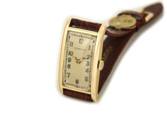 Tiffany & Co. IWC Movement 18ct 1929 - hover