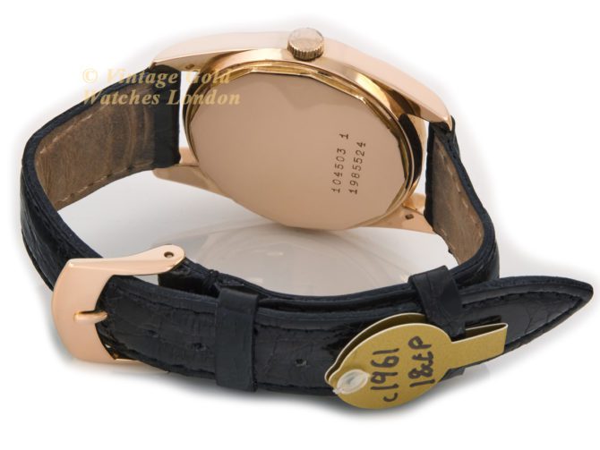 Universal Geneve Cal.215-1 18ct Pink Gold 1961 (36)