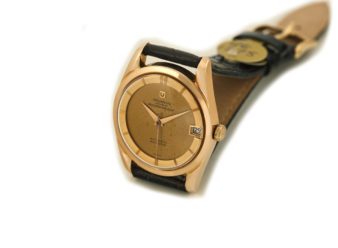 Universal Geneve Cal.215-1 18ct Pink Gold 1961