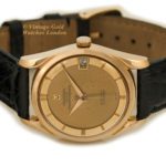 Universal Geneve Cal.215-1 18ct Pink Gold 1961 mobile navigation (42)