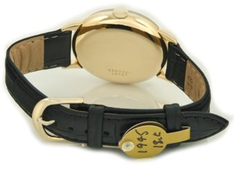 Universal Geneve Cal.263 18ct 1945 - hover