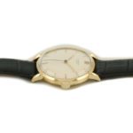 Universal Geneve Cal.263 18ct 1945 mobile navigation (4)