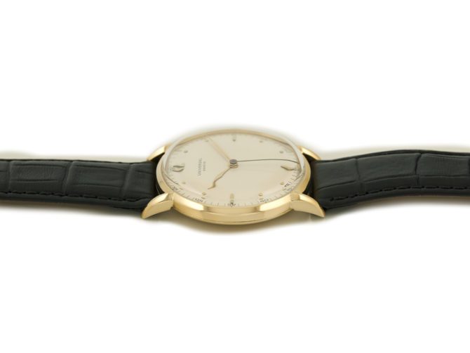 Universal Geneve Cal.263 18ct 1945 (5)