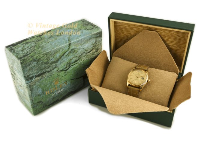 Rolex Day-Date Model Ref.6611 18ct 1956 1st Edition (40)