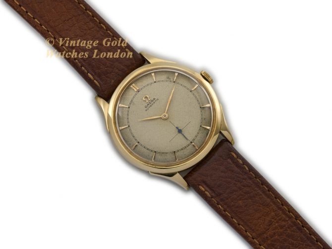 Omega Bumper Automatic Cal.331 18ct 1945 (8)