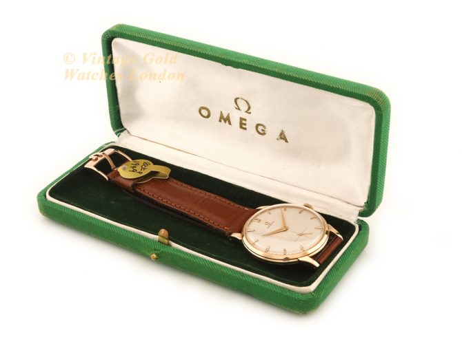 Omega Model Ref.2607 18ct Pink Gold 1949 (13)