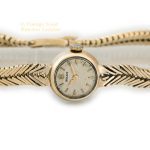 Ladies Rolex 9ct Yellow Gold 1963 mobile navigation (14)