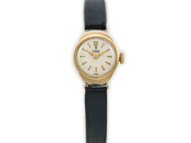 Ladies Rolex Tudor 9ct 1956 (4)