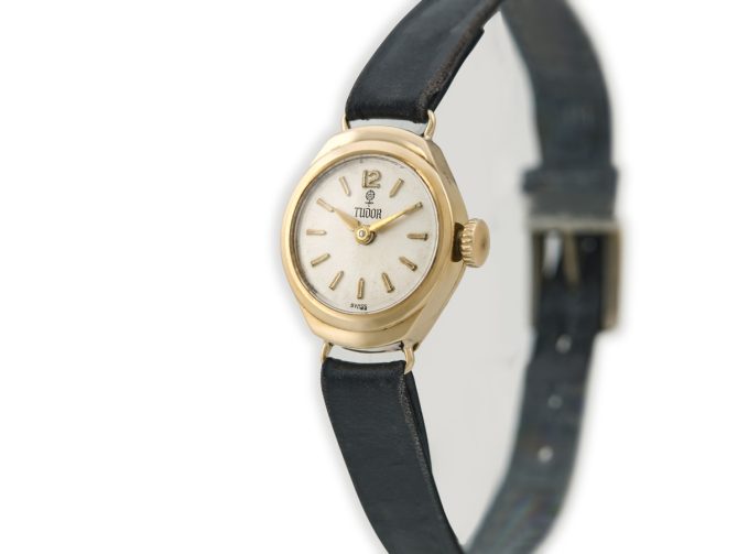 Ladies Rolex Tudor 9ct 1956 (5)