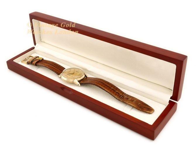 Jaeger-LeCoultre Futurematic Automatic Cal.497 14ct c1955 (12)