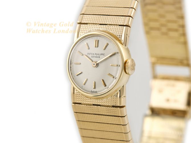 Ladies Patek Philippe Model Ref.1111 18ct c1946 (5)