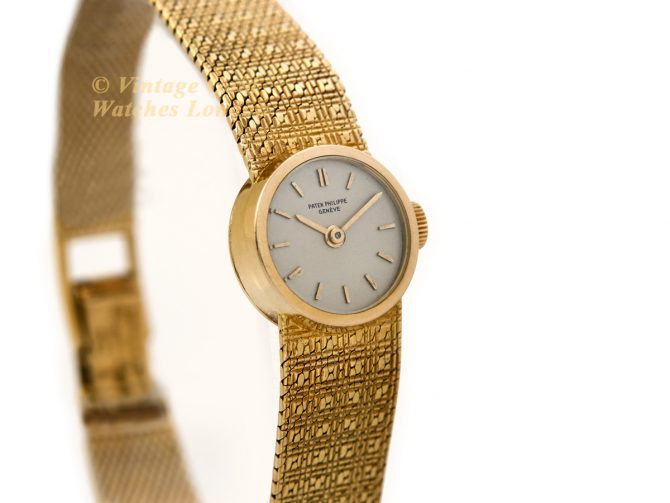 Ladies Patek Philippe Model Ref.3266 18ct 1969 (3)