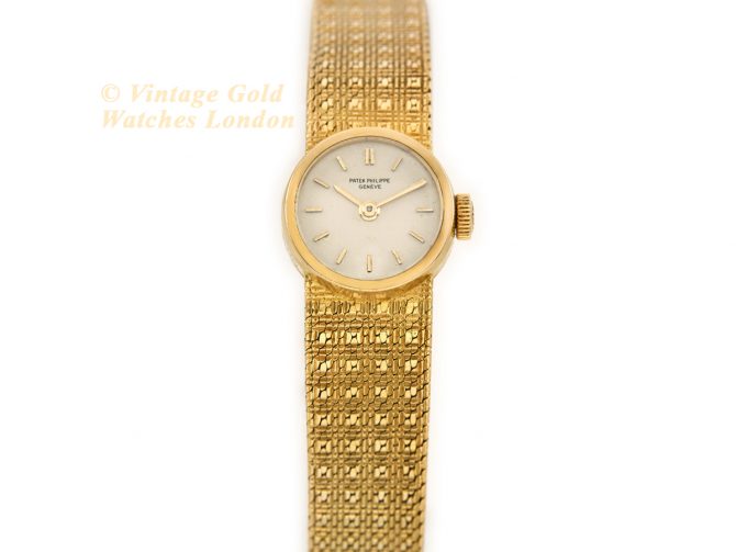 Ladies Patek Philippe Model Ref.3266 18ct 1969 (4)