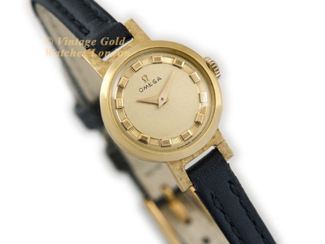 Ladies Omega Cal.483 18ct 1960 (2)
