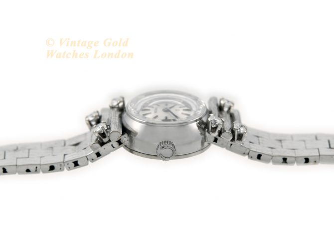 Ladies Omega Ref.7153 18ct White Gold & Diamonds 1962 (9)