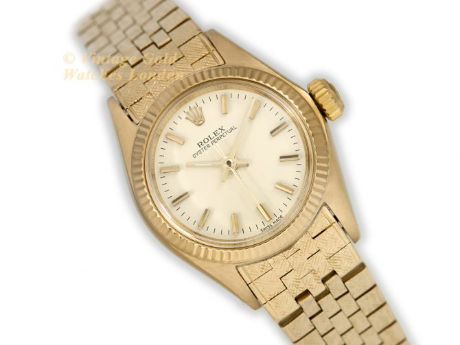 Ladies Rolex Oyster Perpetual Ref.6719 18ct 1972 (1)