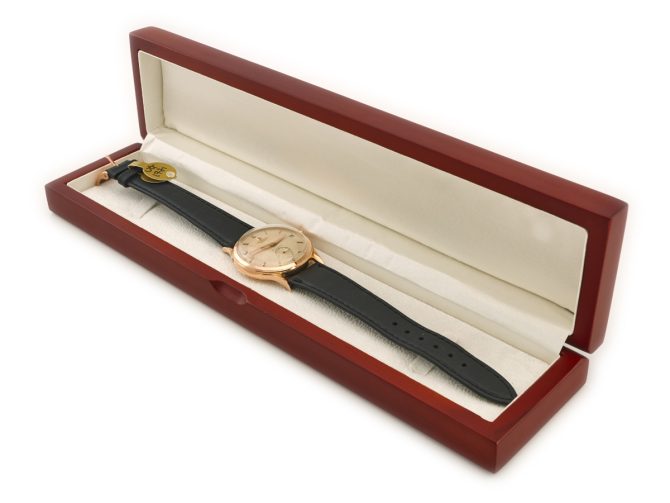 Universal Geneve Monodatic Cal.138C 18ct Pink Gold 1951 (13)