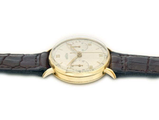 Angelus Chronograph Cal.215 18ct c1947 (10)