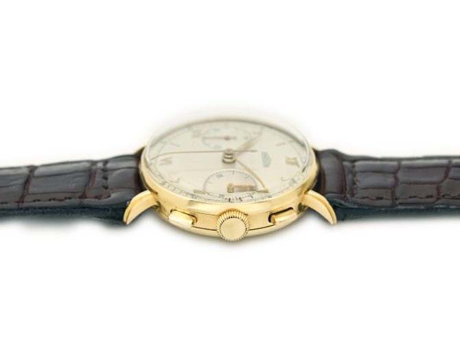 Angelus Chronograph Cal.215 18ct c1947 (9)