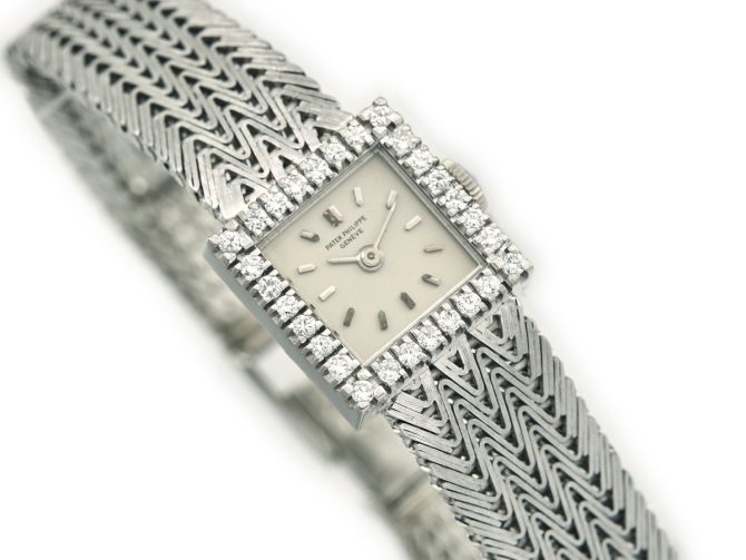 Ladies Patek Philippe 18ct White Gold & Diamonds 1968 (2)