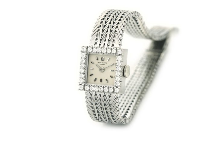 Ladies Patek Philippe 18ct White Gold & Diamonds 1968 (6)