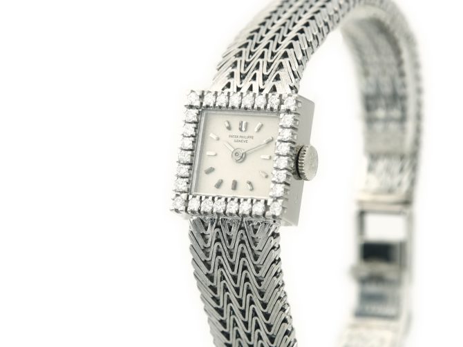 Ladies Patek Philippe 18ct White Gold & Diamonds 1968 (5)