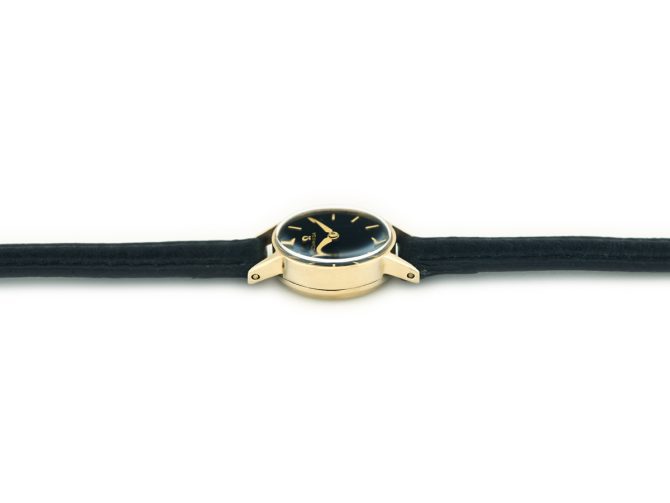 Ladies Omega Black Dial 9ct 1961 (10)