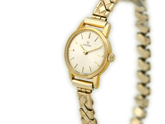 Ladies Omega Cal.483 Gold Plated c1967 (5)