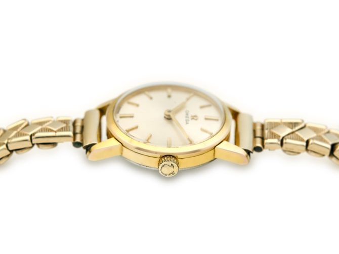 Ladies Omega Cal.483 Gold Plated c1967 (9)