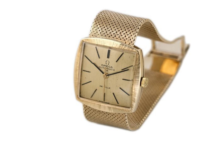 Omega De Ville Automatic Cal.711 9ct 1969 (6)