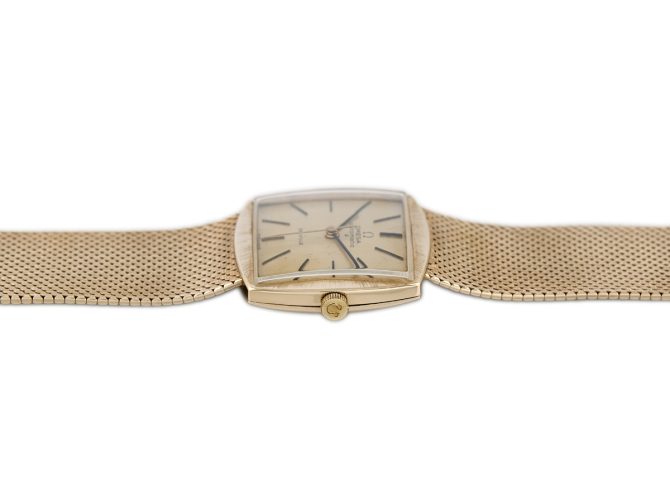 Omega De Ville Automatic Cal.711 9ct 1969 (9)