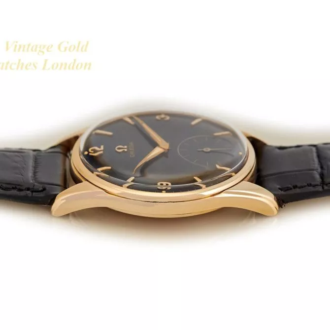 Omega Cal.268 9ct Black Dial, 1960 (19) (navigation)